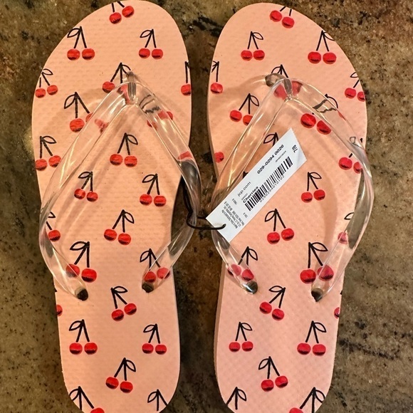 Printed flip flops pink with red cherries size 7/8 - Picture 1 of 5